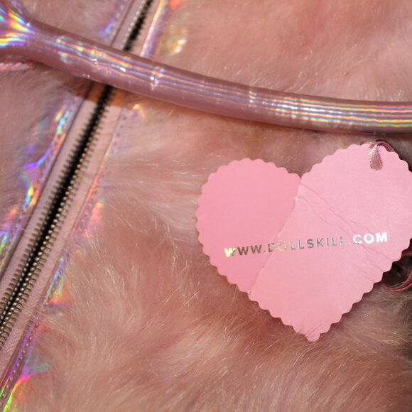 SOLD-Dolls Kill Cotton Candy Pink Fuzzy Faux Fur Holographic Weekender Bag - Picture 12 of 12